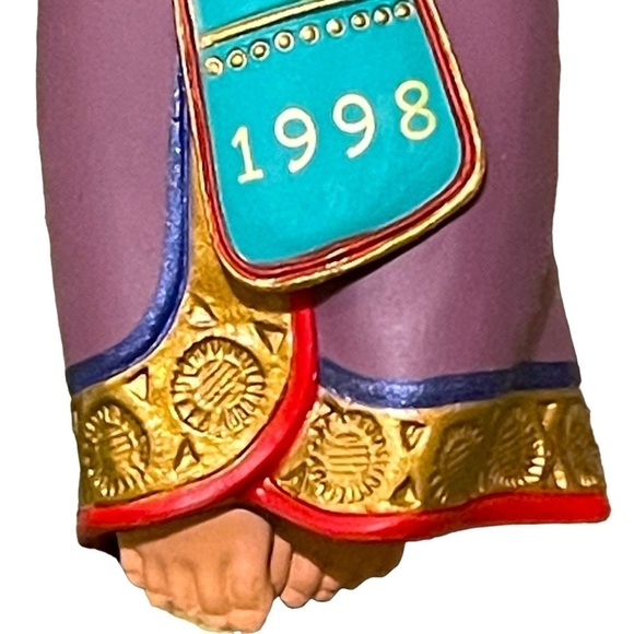 1998  "CELEBRATION OF ANGELS" Kwanzaa Hallmark Ornament Collectible Series #4/4 - Picture 10 of 12